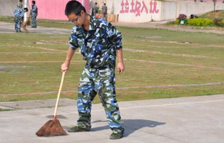 全封閉戒網癮特訓學校g